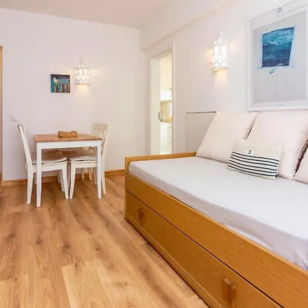 Gaivota Apartment *